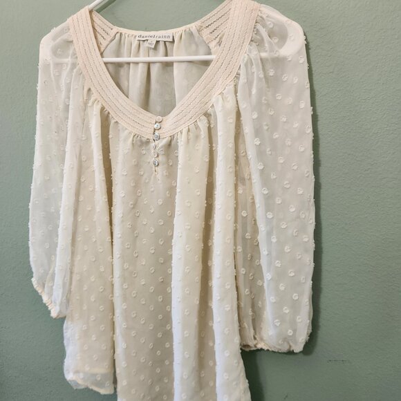 Women Sheer Ivory Top Blouse With 6 Pearl Button 3/4 Sleeve Size S - Picture 9 of 9